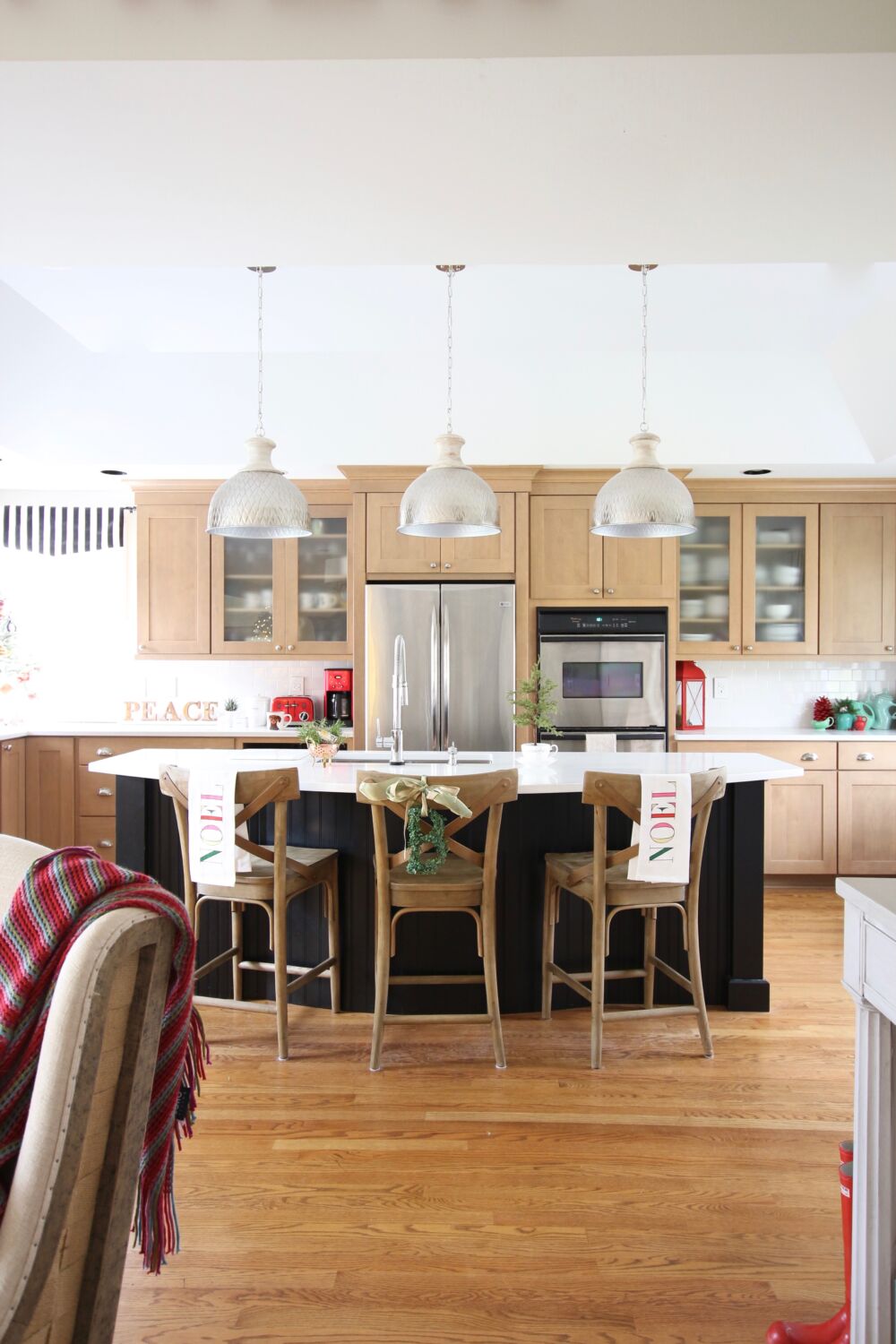 How to Cook Up an Inviting Festive Christmas Kitchen